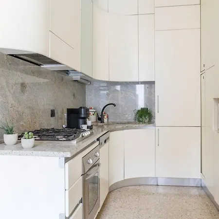 Easylife - Elegante Dimora Sul Lago Di Appartamento